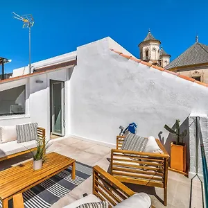 Urban Rose , Superb Private House In Historical Center, With Sunny Rooftop Ferienhaus